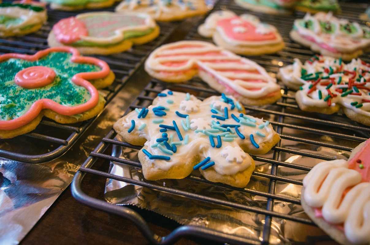 5 Festive Christmas Cookie Recipes to Brighten Your Holiday Season